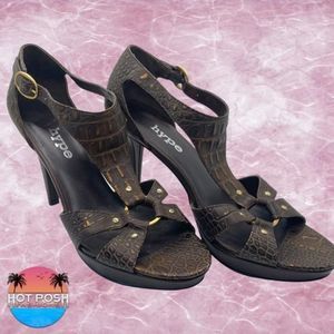 3/$30 Hype Brown Faux Croc Skin 4 inch Heel size 8